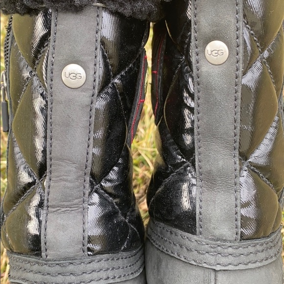 UGG AUSTRALIA Waterproof Boots 7.5 - Picture 4 of 8